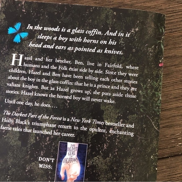 The Darkest Part of the Forest by: Holly Black paperback book - Picture 6 of 6